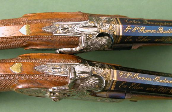 Pequeña pareja de pistolas de pistón del armero Ramón Bustindui fechada en 1847